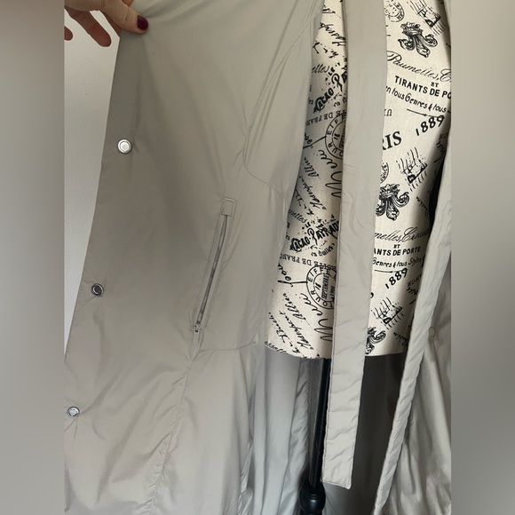 Pre LOVED Lululemon Insulated Trench - Picture 10 of 12